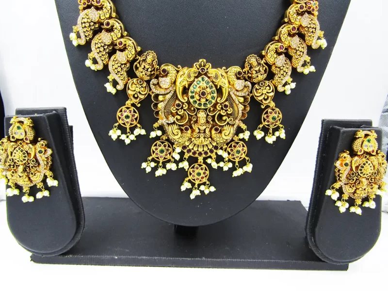 Antique Necklace - Image 4