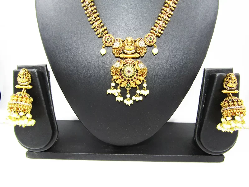 Antique Necklace - Image 4