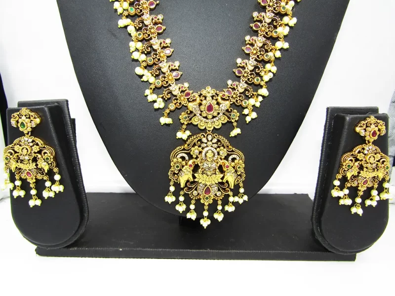 Antique Necklace - Image 4